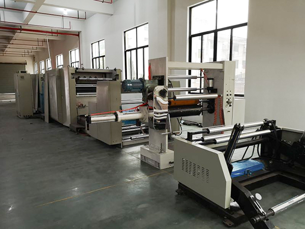 勝昌卷料燙金機(jī)成品率高，應(yīng)用范圍廣